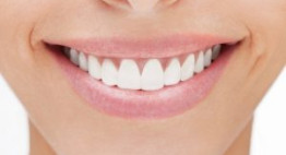 Bạn đã biết chắc bọc răng sứ giữ được bao lâu chưa?
