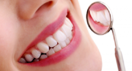 Kinh nghiệm bọc răng sứ thẩm mỹ – Thông tin không bao giờ là thừa