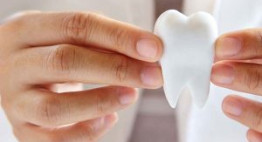 Răng giả dùng được bao lâu? Thời gian cụ thể cho từng loại